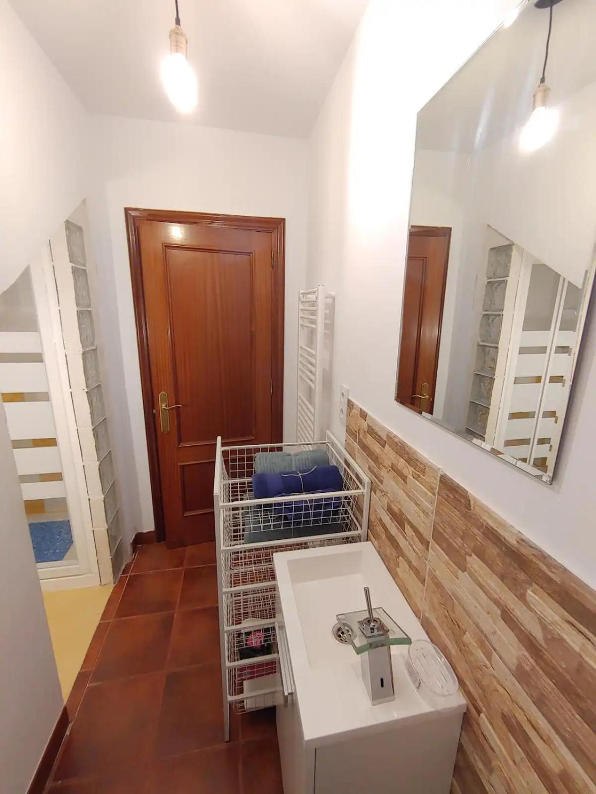 ポンテベドラCasa Con Piscina Y Jacuzziアパートメント エクステリア 写真